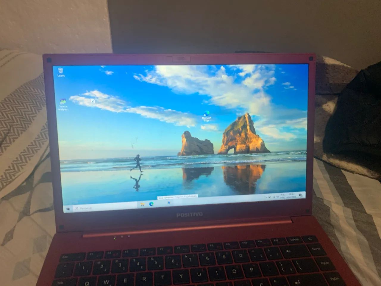 Vendo notebook positivo 4GB de Ram processador intel celeron com windons ativado  - Foto 5