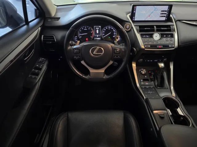 Lexus NX-300 Luxury 2.0 16V 238cv Aut., foto 3 de 20