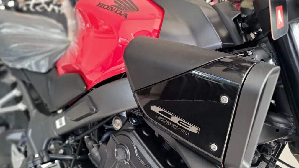 HONDA CB 650R E-CLUTCH 0KM. - Foto 5
