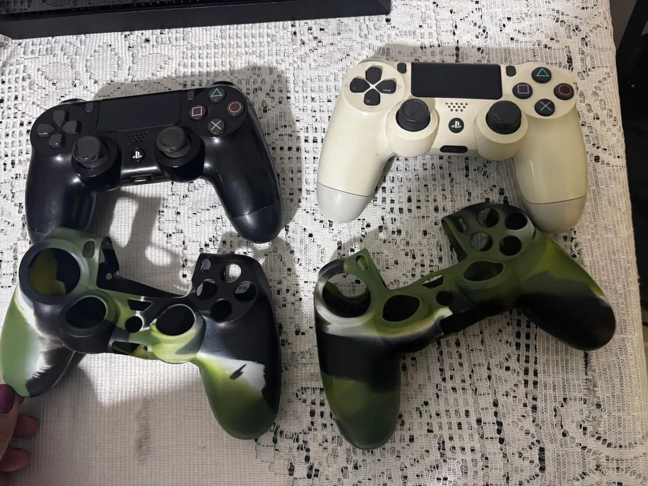 PS4 + controles  - Foto 2