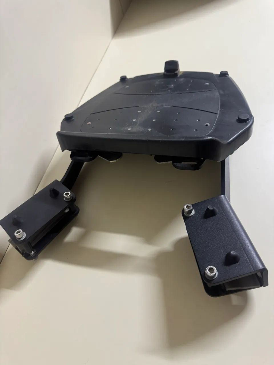 Suporte e baú para Yamaha fluo 125