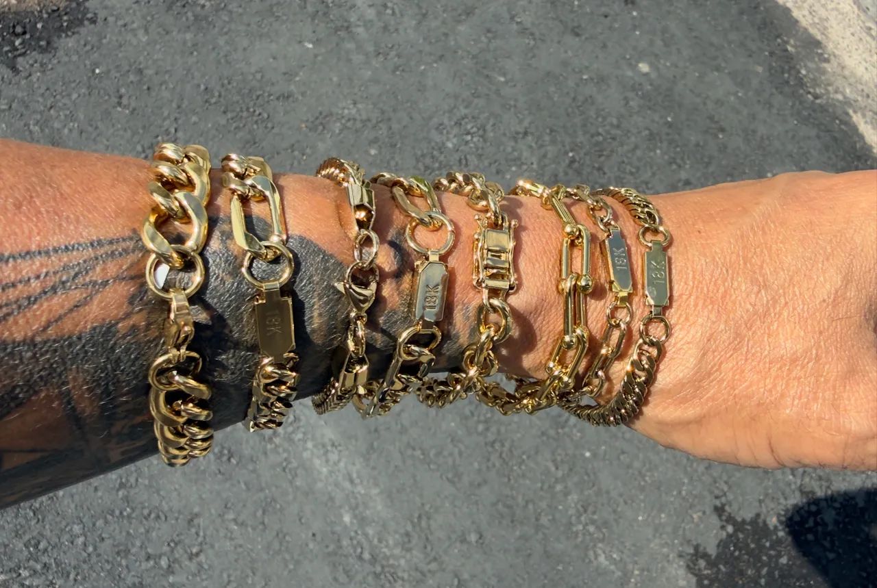 Pulseiras em aço inox banhadas a ouro 18