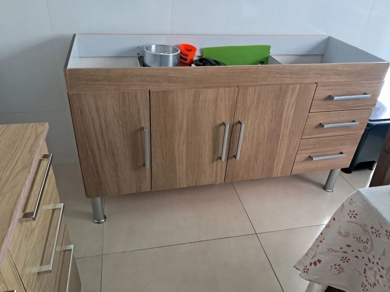 Gabinete pia sem tampo