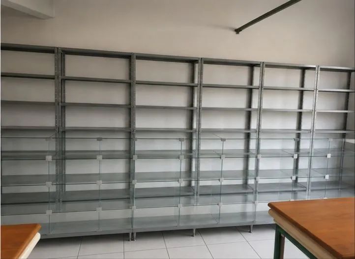Móveis para loja ( balcões, prateleiras, vitrine) . - Foto 3