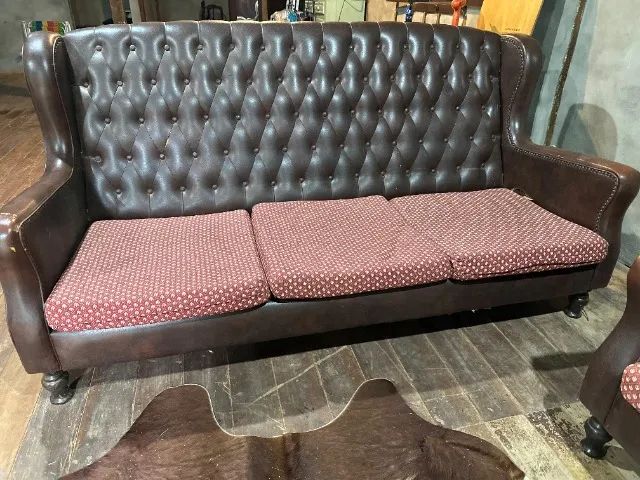 Conjunto sofá + 2 poltronas clássico antigo - Foto 5