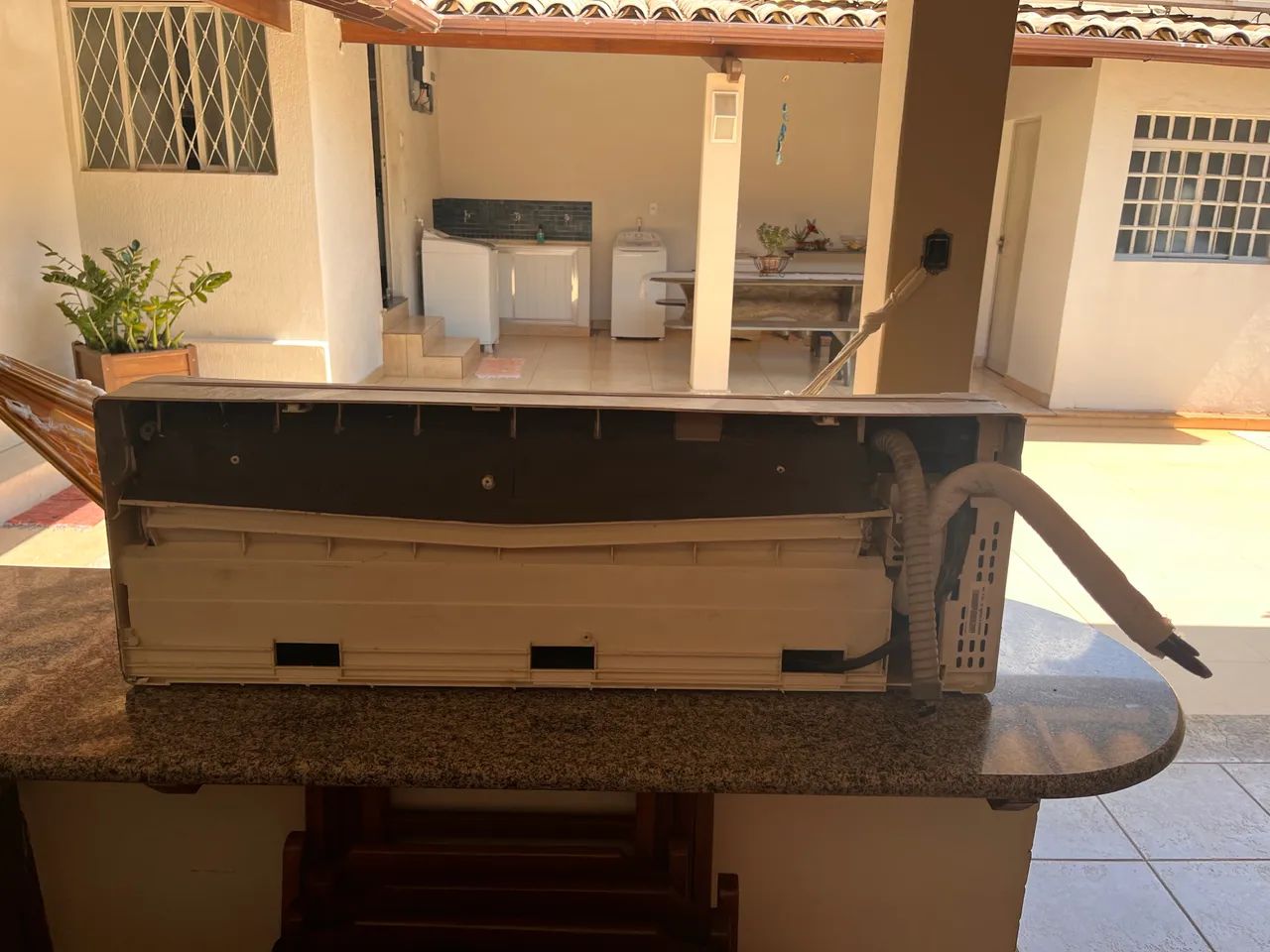 Ar condicionado 18.000btus 220v com conversor  - Foto 2