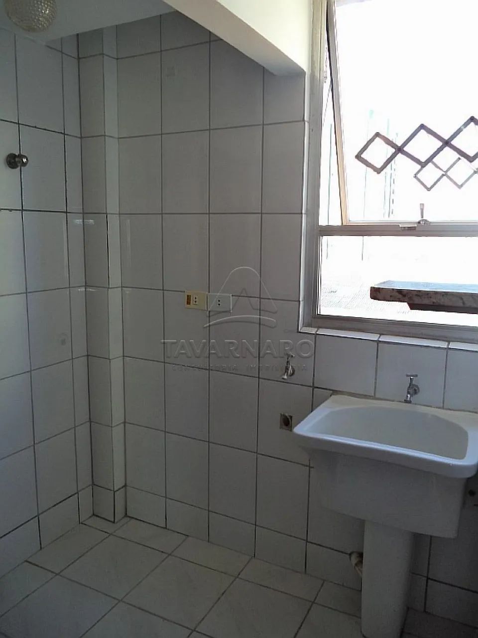 Apartamento Padrão em Ponta Grossa - Foto 2