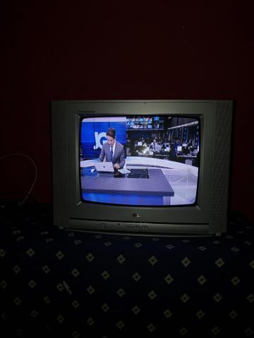 Tv 20boa,c/Garantia,Troco,cartão,Entrego - Foto 6