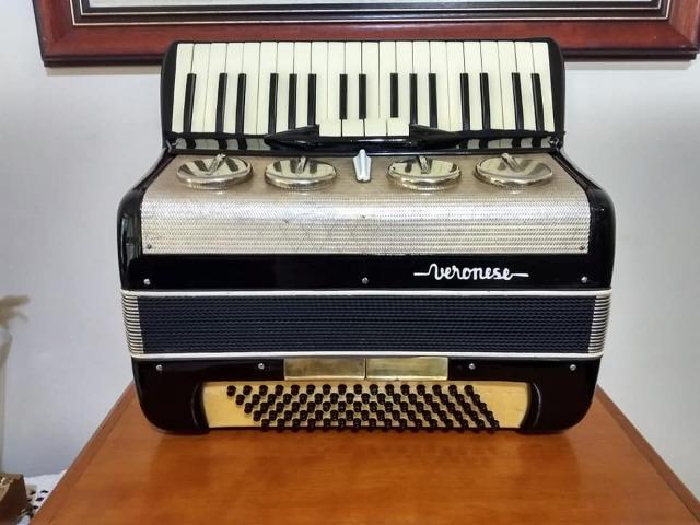 Acordeon Veronese 80 Baixos Original - Foto 4