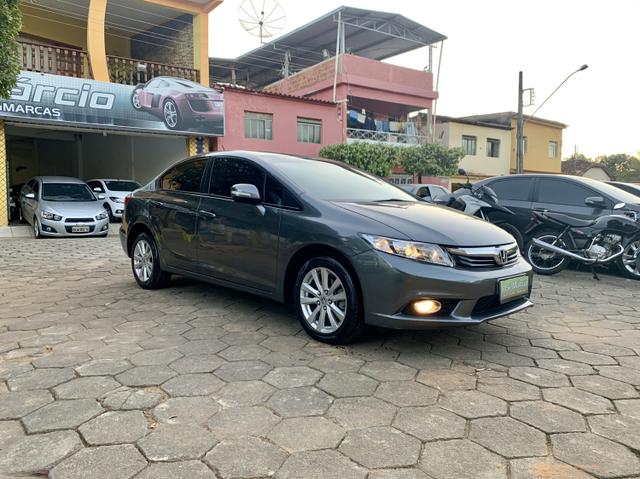 Civic LXR 2.0 2014, câmbio automático e bancos em couro(preço melhor para venda) - Foto 3