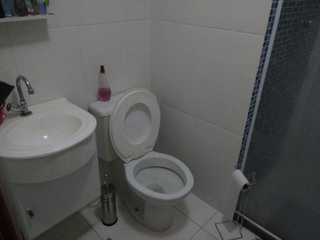 Excelente apartamento, todo em porcelanato, acabamento de primeira qualidade - Foto 13