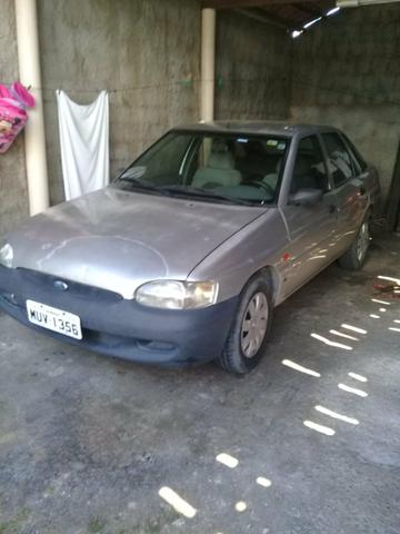 Escort Zetec 2001 motor Rocam 1.6 8v, troco por carro aberto