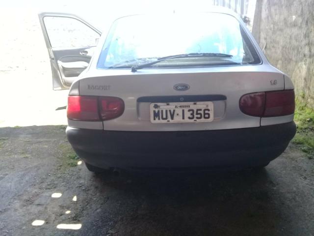 Escort Zetec 2001 motor Rocam 1.6 8v, troco por carro aberto - Foto 8