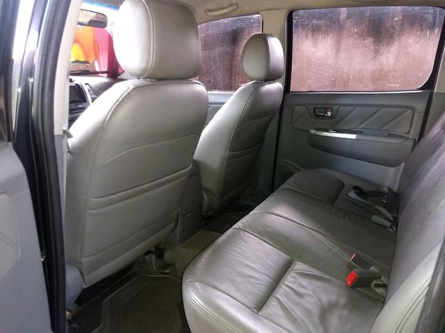 Hilux R$ 80.000,00 Financia-se. Baixa Km - Foto 3