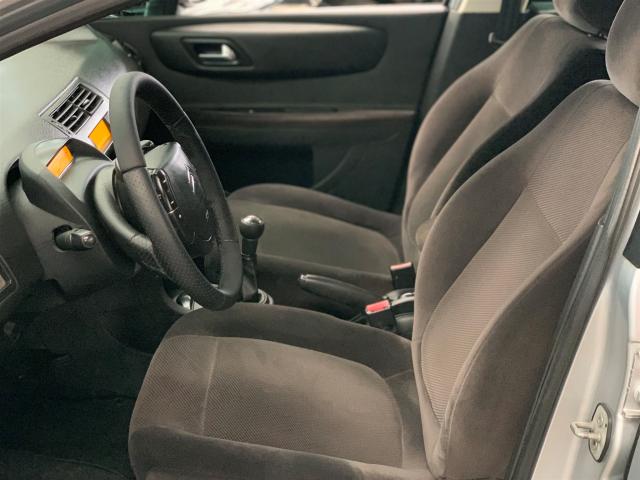 CITROËN C4 2009/2010 1.6 GLX 16V FLEX 4P MANUAL - Foto 8