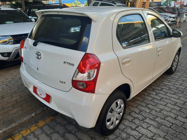 Etios 1.3 x - Foto 5