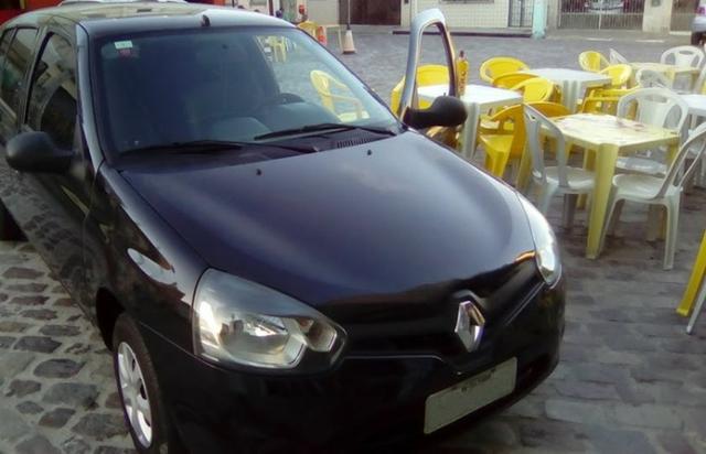 Vendo ou alugo Clio 4 Portas c/ Gás para UBER e 99