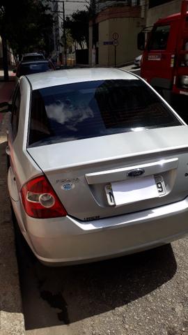 Ford Fiesta muito bom estado - Foto 2