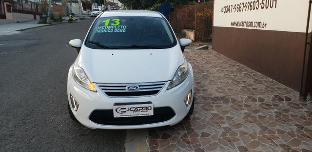 New fiesta sedan se 1.6 flex 2013 completo impecável - Foto 2