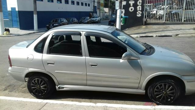 Corsa sedan - Foto 3
