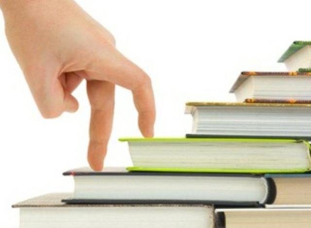 Listas e exercícios de fundações, concreto, hidrologia e hidráulica e mais
