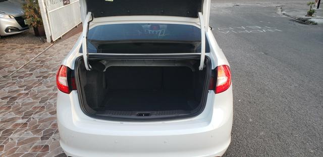New fiesta sedan se 1.6 flex 2013 completo impecável - Foto 12