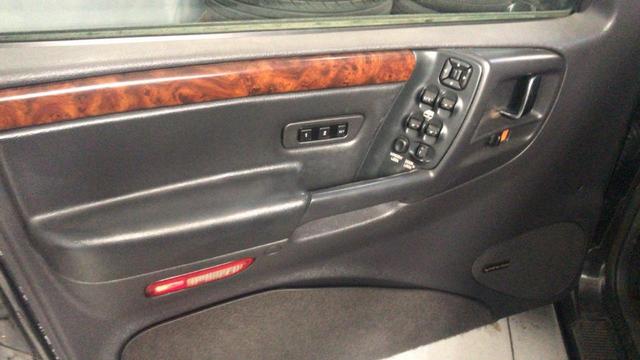 Jeep Grand Cherokee limited 5.2 4X4 V8 Relíquia Motor Bom Leia todo o Anúncio - Foto 8
