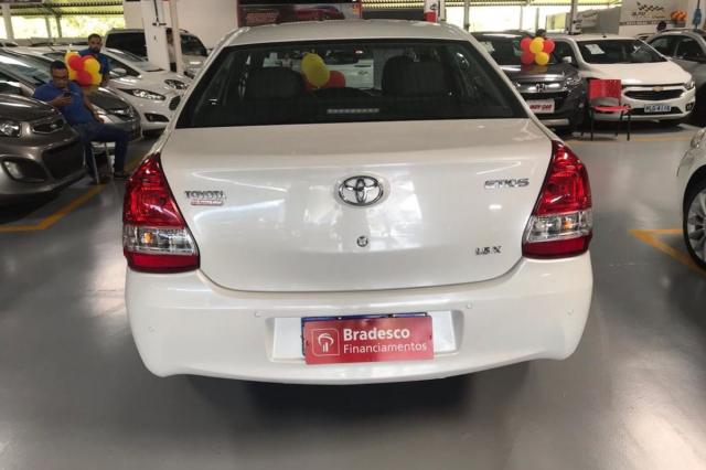 ETIOS X PLUS SEDAN 1.5 FLEX 16V 4P MEC. - Foto 3