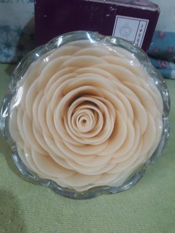 Sabonete bomboniere rosas brancas - Foto 3