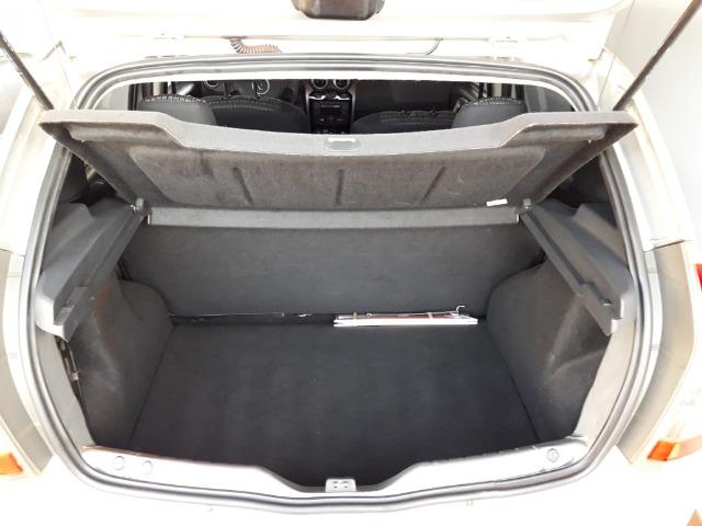 Sandero - Foto 9