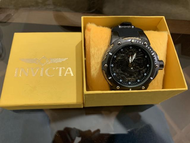 Relógio invicta