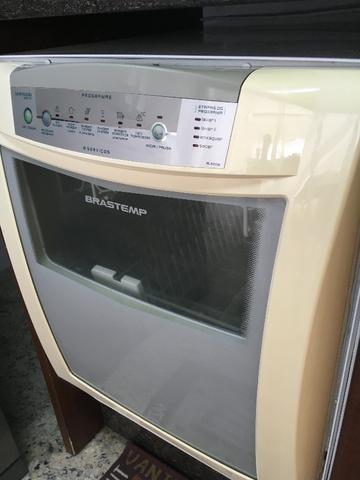 Máquina de lavar louça Brastemp