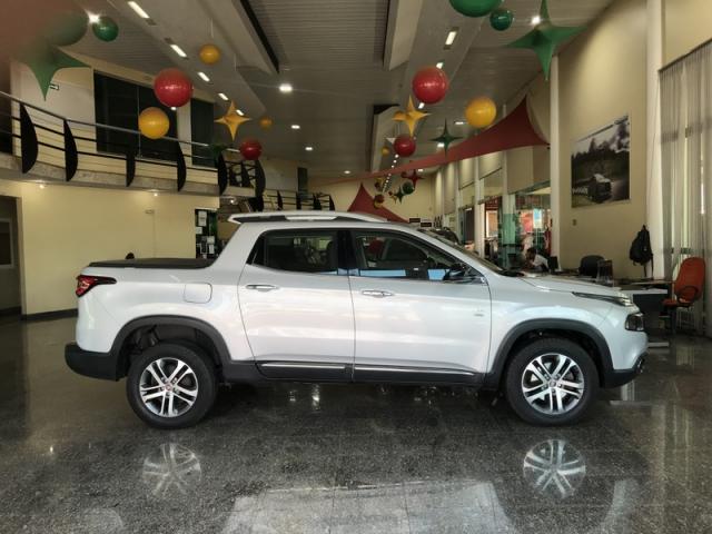 Fiat toro volcano automática 4wd ae - Foto 4