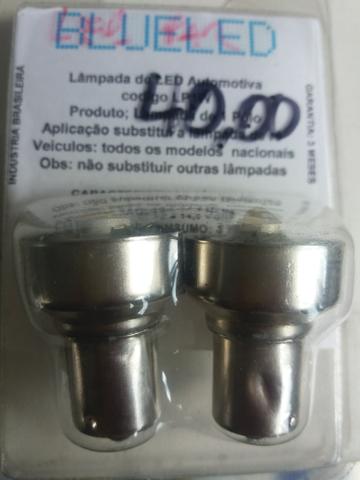 Lâmpada de led instalada na hora
