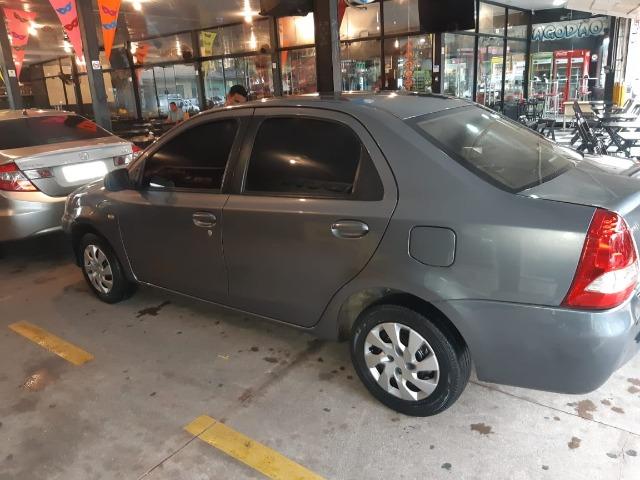 Toyota Etios Sedan 2013/2013 1.5 XS Completo