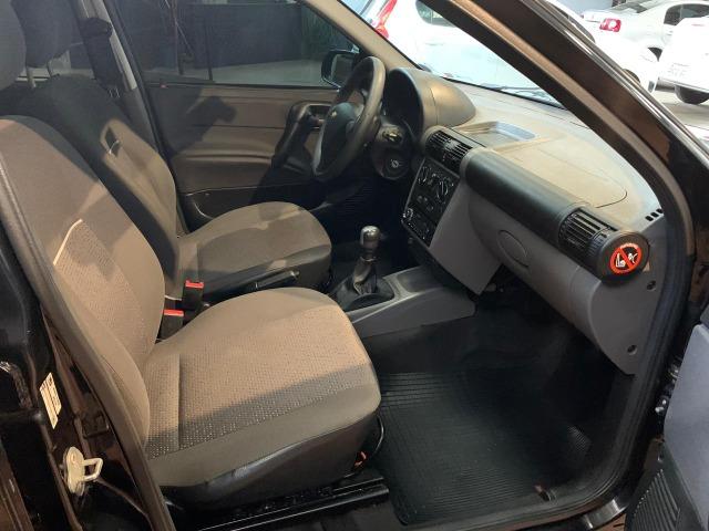 Corsa Sedan Classic LS 1.0 - Completo e Impecável - Foto 6