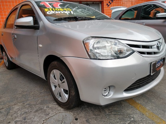 Etios X 1.5 2017 Completo + ipva 2020 + Financiamos e aceitamos troca