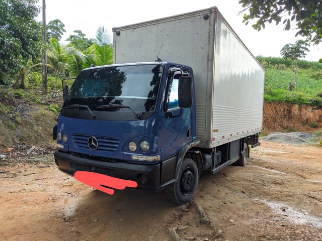 MERCEDES-BENZ ACCELO 915C