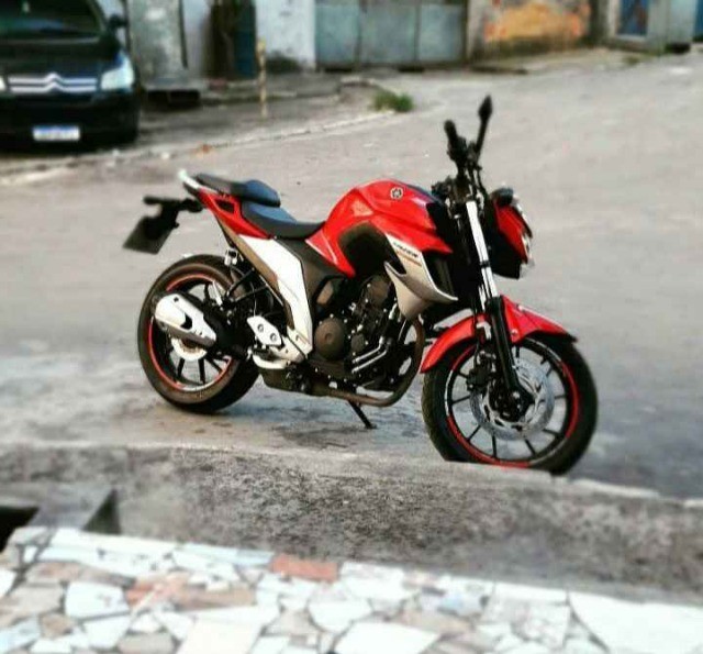 YAMAHA FAZER
