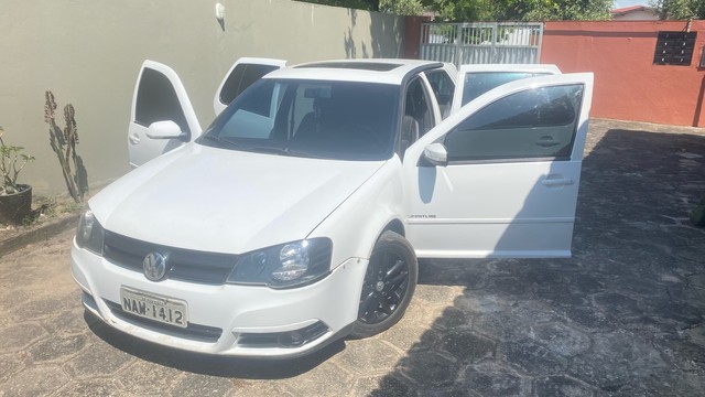 GOLF SPORTILINE EM BOM ESTADO