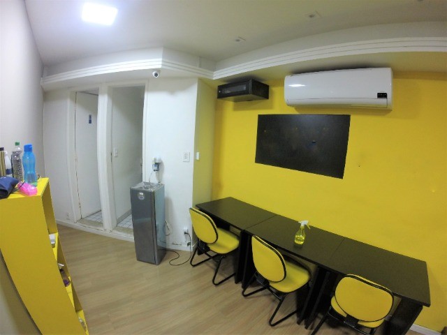 Vendo Loja Reformada na Praia do Suá com 178m² e 4 vagas - R$ 1.750.000 - Foto 3