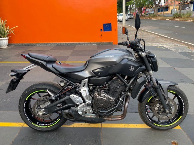 YAMAHA MT 07