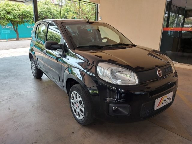 FIAT UNO 2016 1.0 EVO ATTRACTIVE 8V FLEX 4P MANUAL