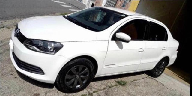VENDO VOLKSWAGEN VOYAGE