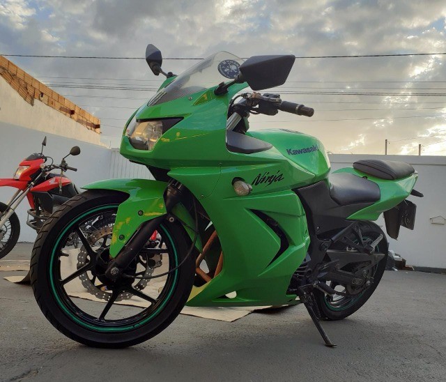KAWASAKI NINJA 250R