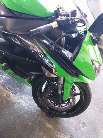 MOTO KAWASAKI NINJA ZX-6