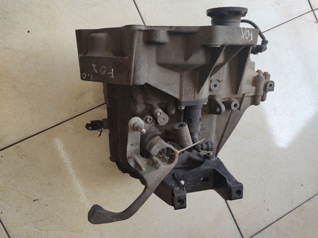 Caixa de marcha manual Volkswagen Gol, Fox, Voyage 1.0 8v Power.A base de troca  - Foto 2