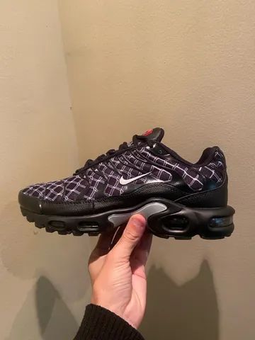 Nike Air Max Plus With Removable Swooshes Info