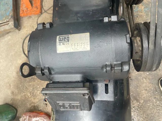 Compressor Schulz 40/250 175 litros 
