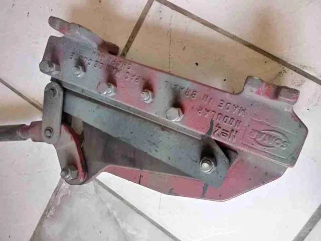 Vendo policort skil com bancada lixadeira bosh grande e tisoura de cortar chapa  - Foto 4